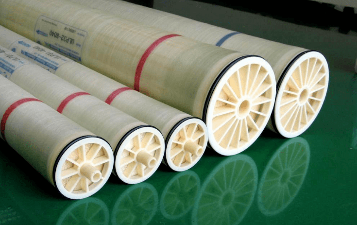 反滲透設(shè)備里的反滲透膜怎么安裝？